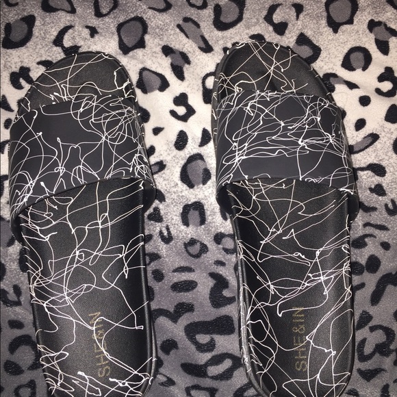 SHEIN Shoes - Women’s black slides